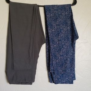 2 pair Lularoe Leggings